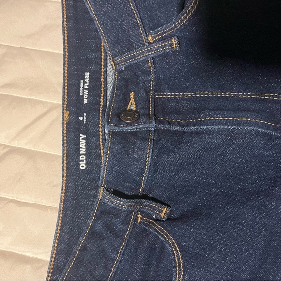 Old Navy Wow Flare Jeans - Picture 4 of 5